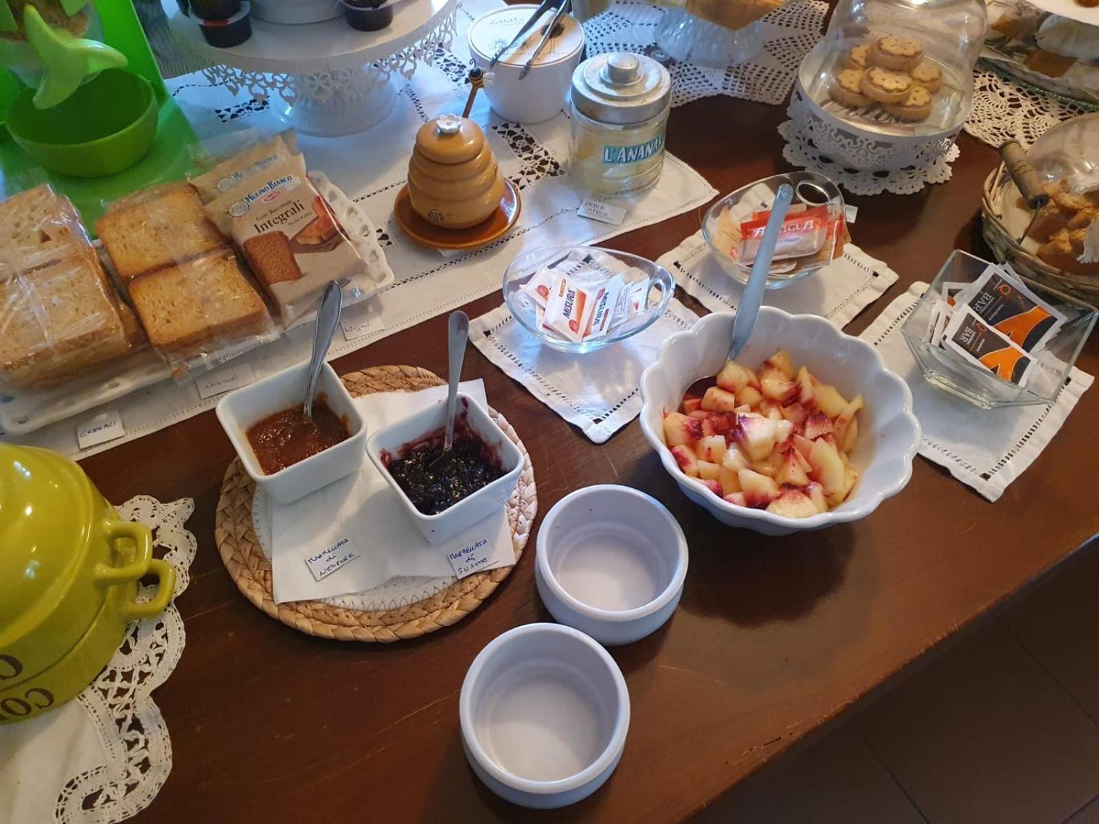 L'Uliveto D'Argento Bed and Breakfast Finale Ligure Eksteriør billede